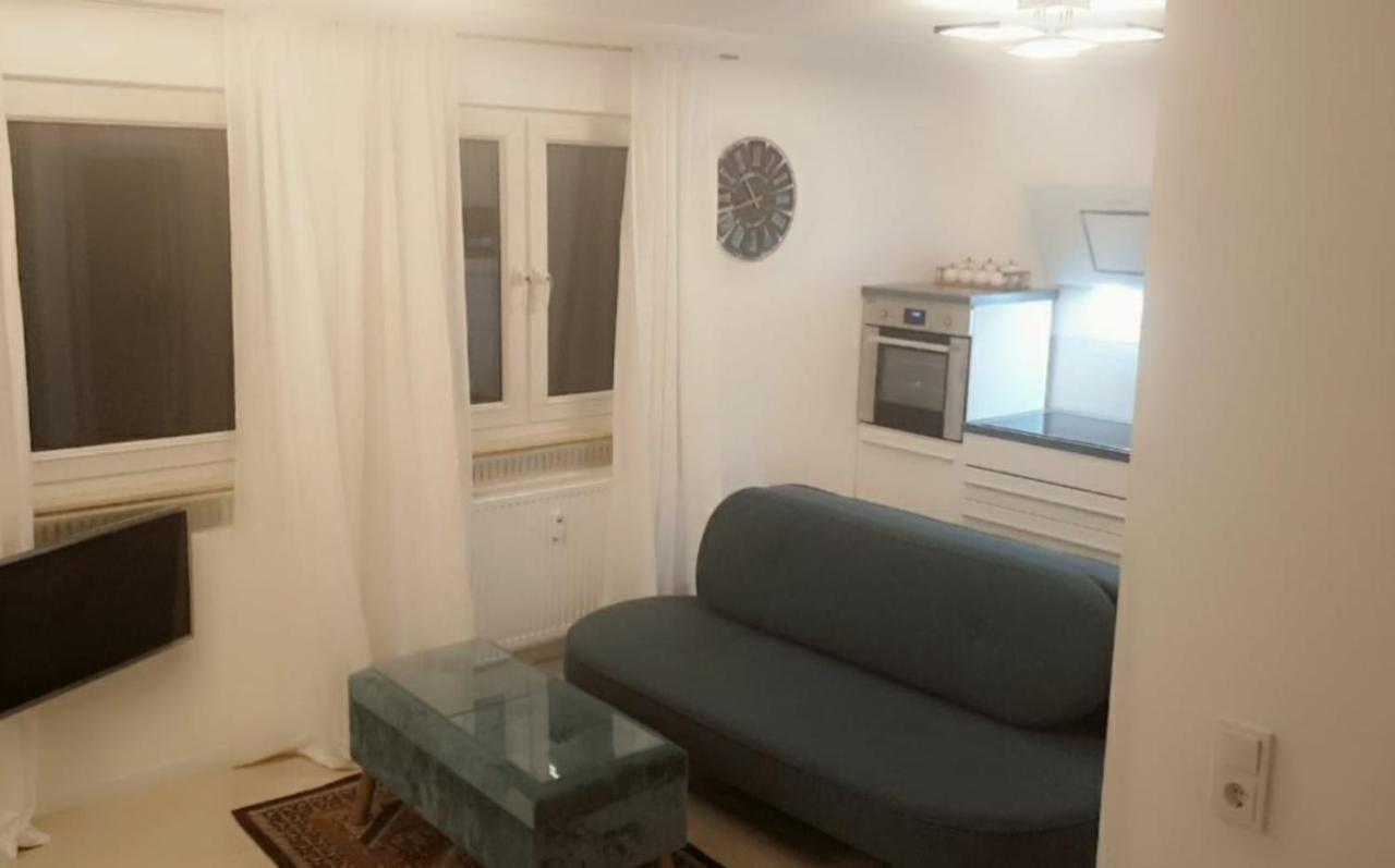 Apartment Mit Schoener, Moderner Einrichtung Кёльн Экстерьер фото